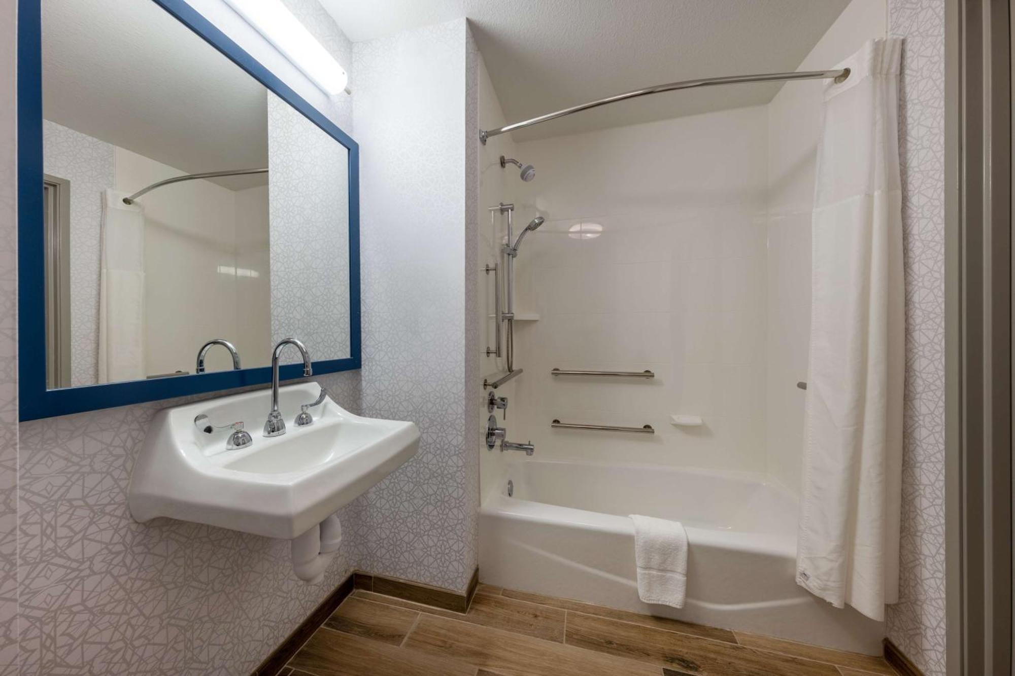 Hampton Inn Saint Robert Zewnętrze zdjęcie