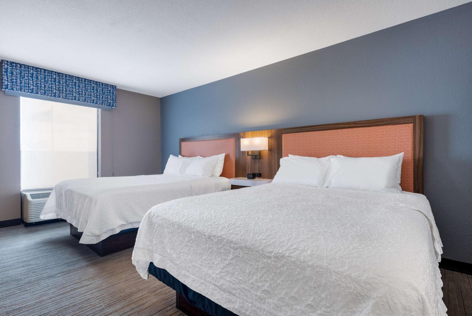 Hampton Inn Saint Robert Zewnętrze zdjęcie